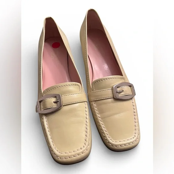 NEW Anne Klein Chartreuse Green Leather Loafers Shoes with Buckle Women’s Size 8 - Picture 2 of 5